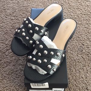 Black slide sandals NWT